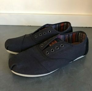 TOM'S Men's Black Slip-On Canvas Casual Shoes